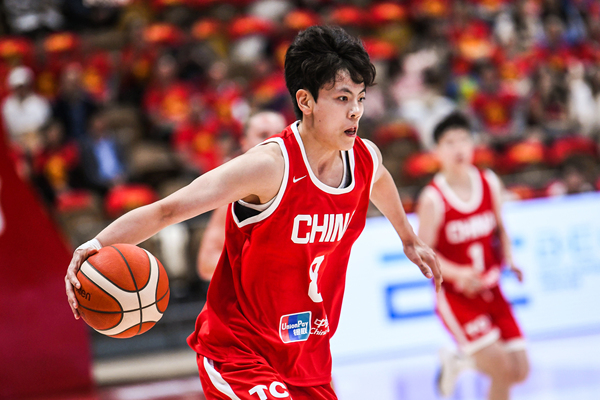 应尤文图特, 外加, 期一个月的 应尤文图特, 外加, 期一个月的