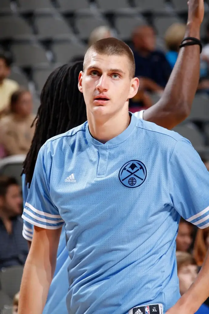 img, 岁的约基奇, 年差不多